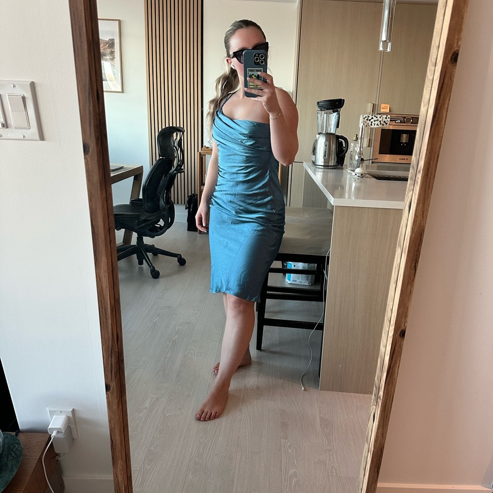 Elegant Blue One-Shoulder Dress